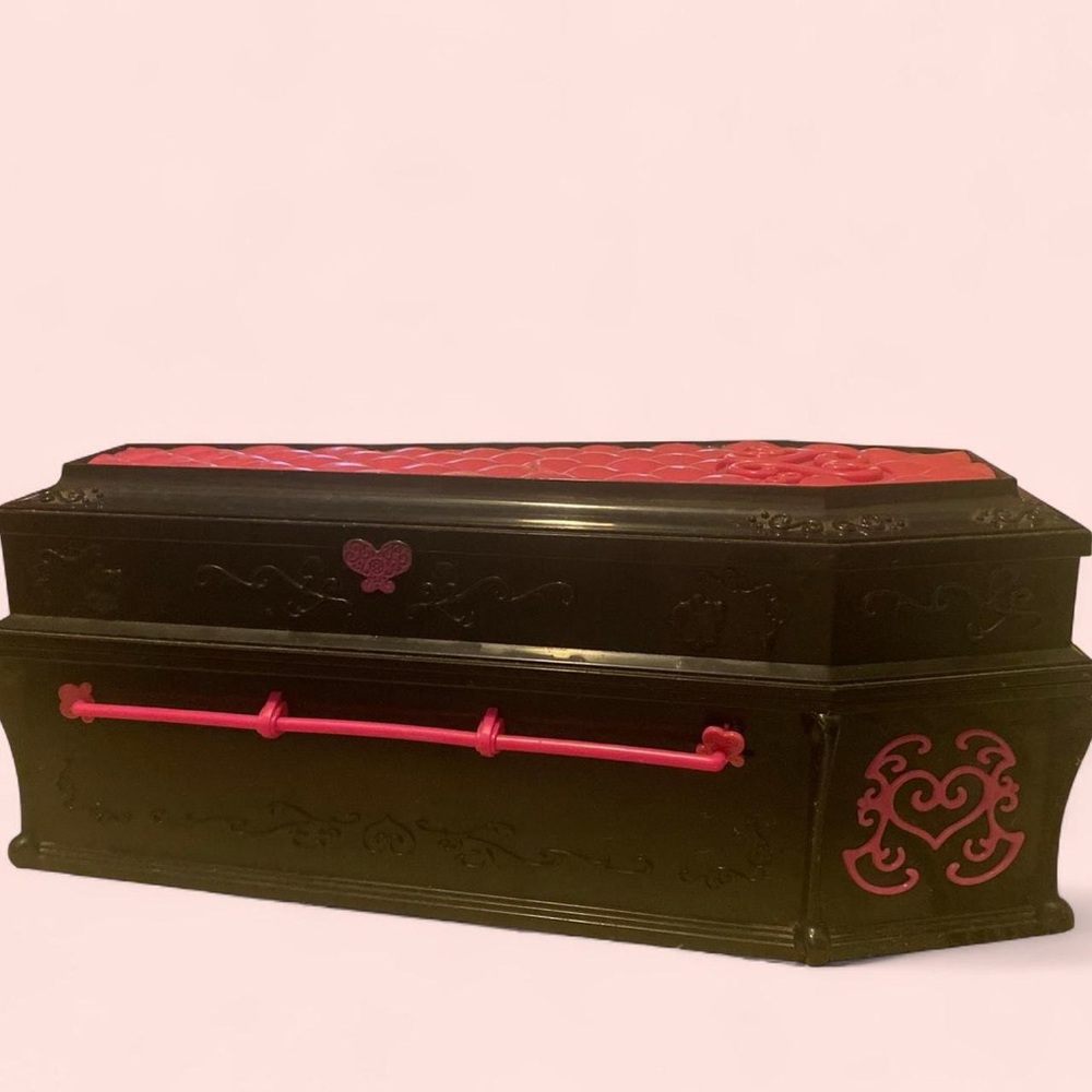 Monster High Black and Pink Coffin Box